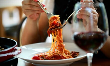 Cooking Pasta with Red Wine